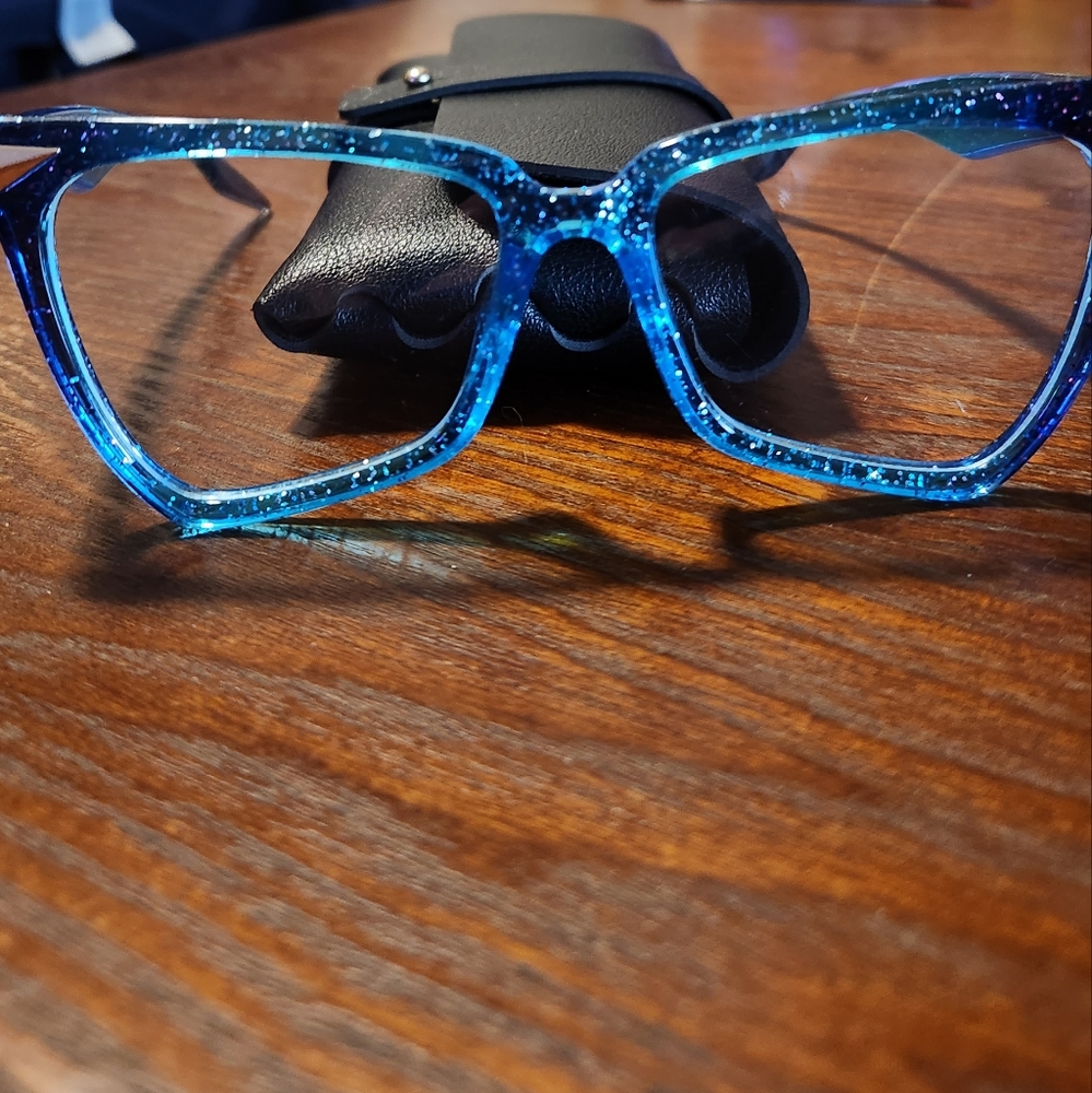 Non prescription glasses